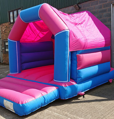 Bouncy Castle hire for Lichfield and the surrounding area